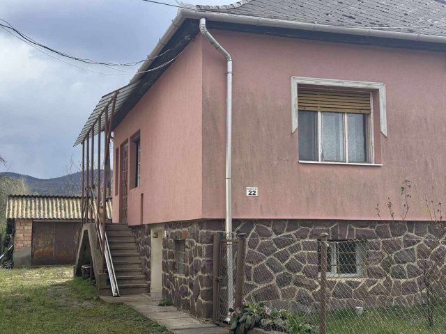Eladó családi ház, Recsken 24.5 M Ft, 2 szobás
