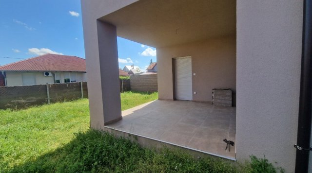 Eladó ikerház, Szigetszentmiklóson 109 M Ft, 5 szobás