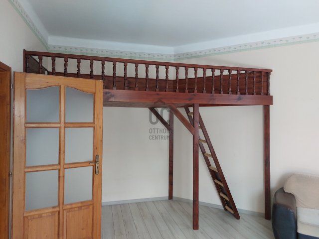 Eladó téglalakás, Szombathelyen 32.9 M Ft, 2 szobás