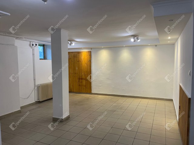 Kiadó üzlethelyiség, Győrött 99 E Ft / hó, 3 szobás