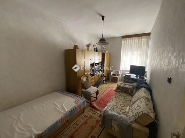 Eladó családi ház, Debrecenben 48 M Ft, 3 szobás