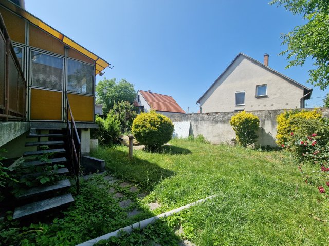 Eladó családi ház, Budapesten, XXI. kerületben 69.9 M Ft