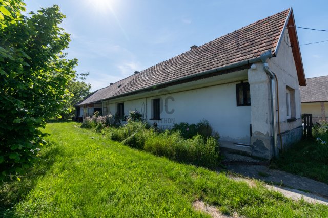 Eladó családi ház, Sárkeszin 32.9 M Ft, 3 szobás