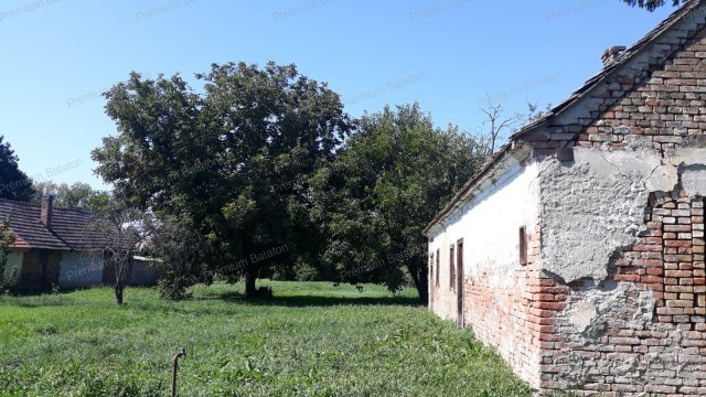 Eladó családi ház, Kéthelyen 15.9 M Ft, 2 szobás