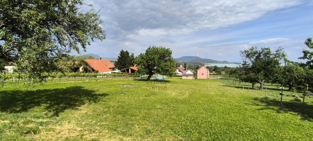 Eladó nyaraló, Balatonedericsen 79.8 M Ft, 2 szobás
