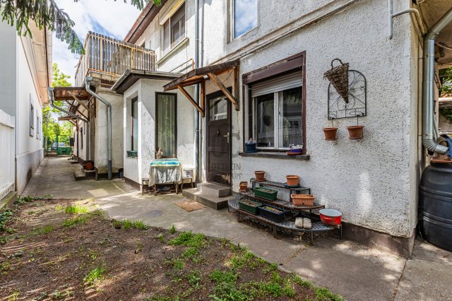 Eladó családi ház, Budapesten, XVI. kerületben 139.99 M Ft