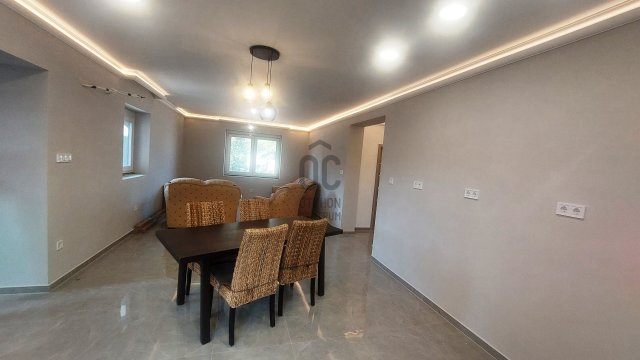 Eladó családi ház, Székesfehérvárott 89.9 M Ft, 3 szobás