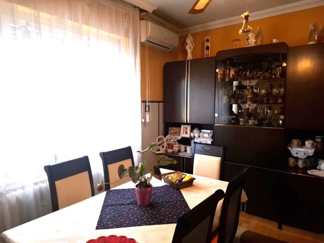 Eladó családi ház, Újfehértón 69.9 M Ft, 3 szobás