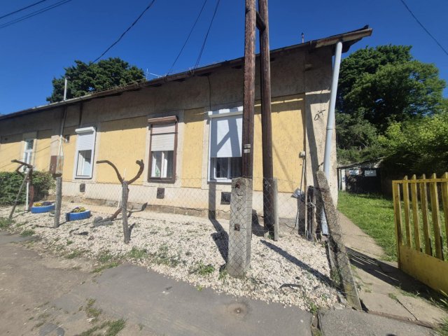 Eladó téglalakás, Salgótarjánban 9 M Ft, 2 szobás