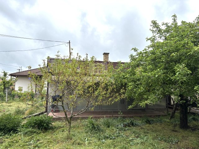Eladó családi ház, Péterin 34.9 M Ft, 1 szobás