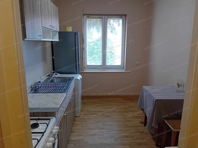 Kiadó téglalakás, albérlet, Kecskeméten 105 E Ft / hó