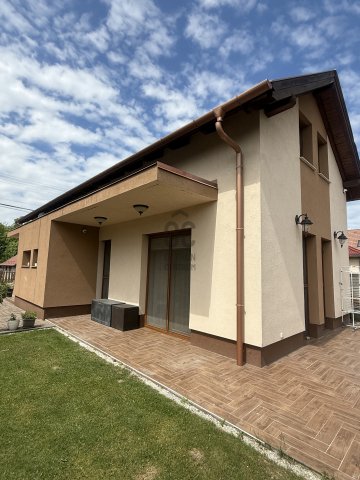 Eladó családi ház, Győrött 129 M Ft, 4 szobás