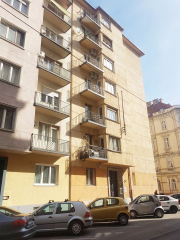 Kiadó téglalakás, albérlet, Budapesten, V. kerületben, 3 szobás
