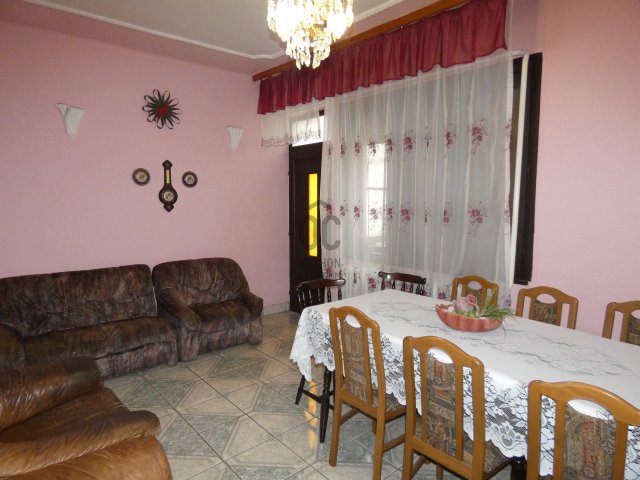Eladó családi ház, Újfehértón 46 M Ft, 3 szobás