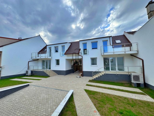 Eladó téglalakás, Budapesten, XIX. kerületben 97 M Ft, 4 szobás
