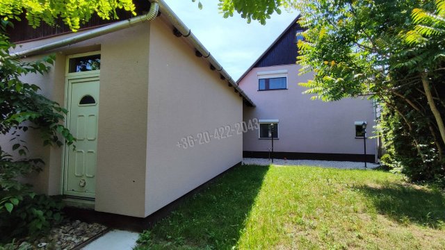 Eladó családi ház, Szigetszentmiklóson 71.9 M Ft, 2+2 szobás