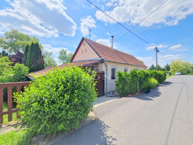 Eladó családi ház, Zalaegerszegen 42.5 M Ft, 3+1 szobás