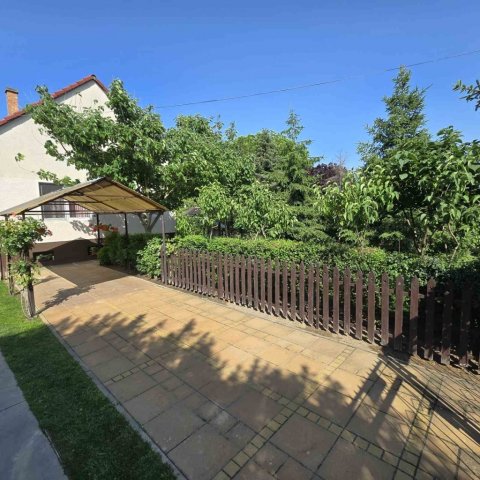 Eladó családi ház, Kecskeméten 34.9 M Ft, 2 szobás