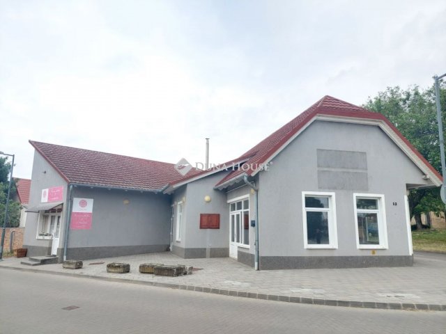 Eladó családi ház, Pakson 110 M Ft / költözzbe.hu