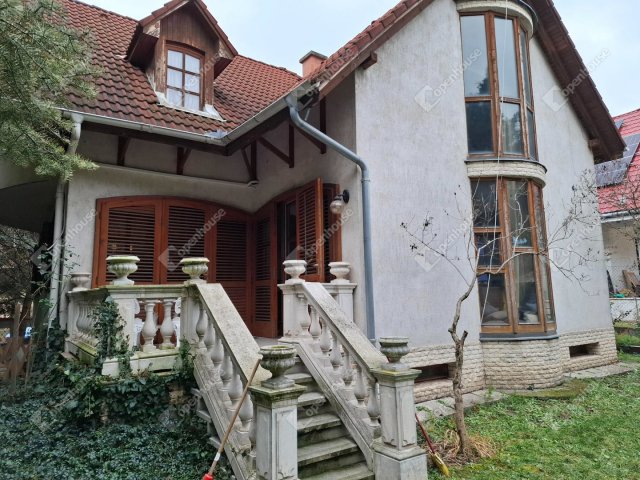 Eladó családi ház, Budapesten, XX. kerületben 199 M Ft, 7 szobás