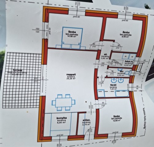 Eladó családi ház, Sóskúton, Petőfi Sándor utcában 99.9 M Ft