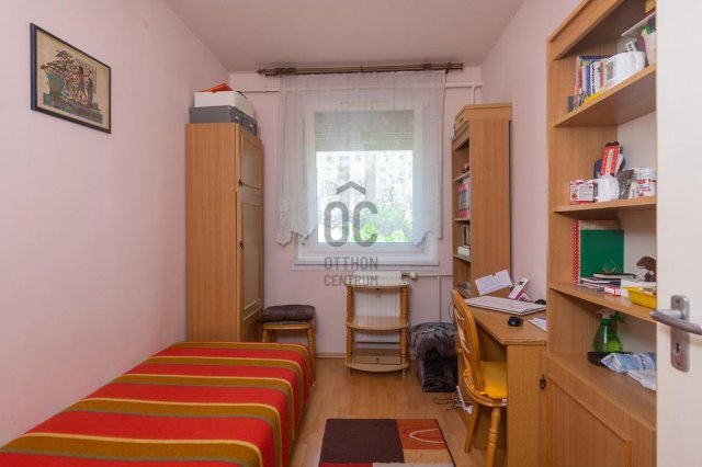 Eladó panellakás, Budapesten, XX. kerületben 43 M Ft, 3 szobás