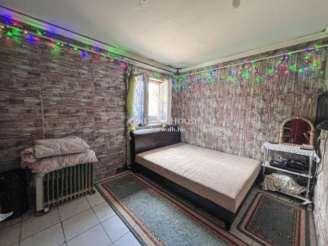 Eladó családi ház, Budapesten, XVIII. kerületben 59.9 M Ft