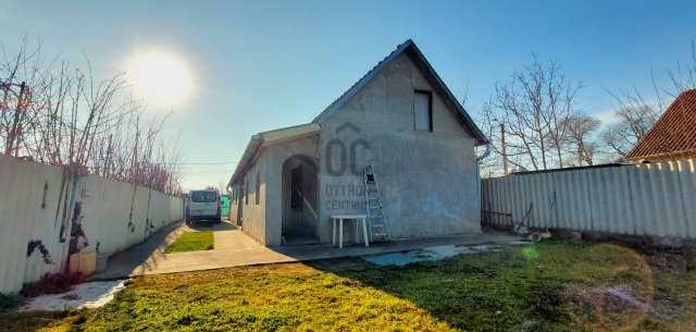 Eladó családi ház, Debrecenben 39 M Ft, 2 szobás