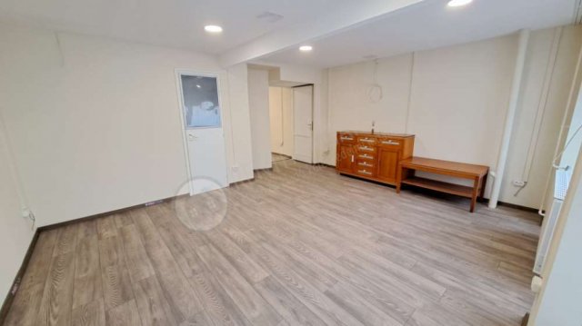 Kiadó üzlethelyiség, Budapesten, VIII. kerületben, Nap utcában