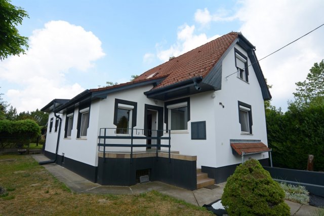 Kiadó családi ház, albérlet, Kecskeméten 600 E Ft / hó