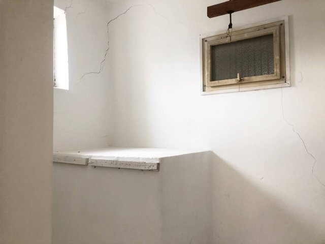 Eladó családi ház, Kamuton 14.9 M Ft, 2 szobás