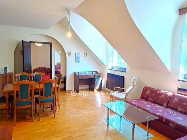 Eladó családi ház, Kecskeméten 68.5 M Ft, 2+2 szobás
