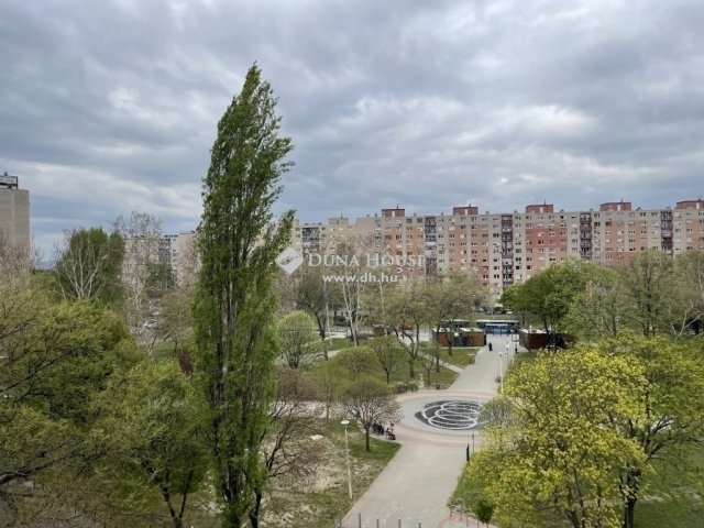 Eladó panellakás, Budapesten, XV. kerületben 64.9 M Ft, 3 szobás