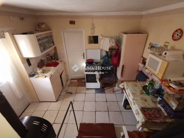 Eladó családi ház, Lakitelken 31.5 M Ft, 3 szobás