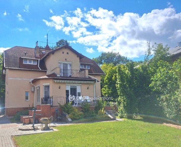Eladó családi ház, Budapesten, XVI. kerületben 219.7 M Ft
