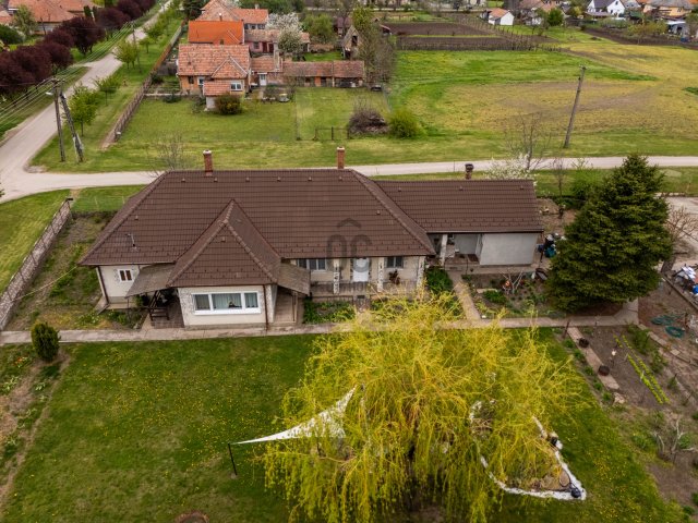 Eladó családi ház, Nagylókon 63.9 M Ft, 5 szobás