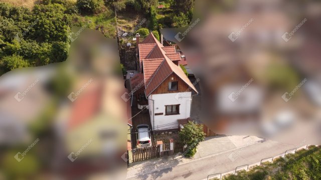 Eladó családi ház, Pomázon 56.5 M Ft, 5 szobás