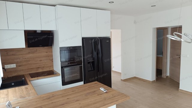 Eladó családi ház, Kisbajcson 87.9 M Ft, 3 szobás