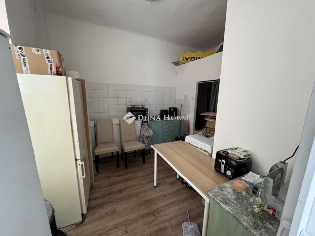 Eladó üzlethelyiség, Budapesten, XX. kerületben 39.99 M Ft