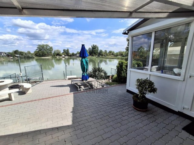 Eladó nyaraló, Cegléden 24.9 M Ft, 1 szobás
