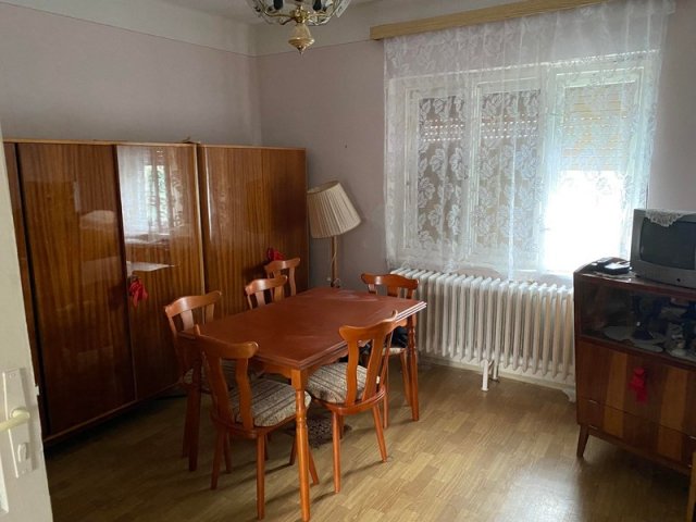 Eladó családi ház, Debrecenben 49.5 M Ft, 2 szobás