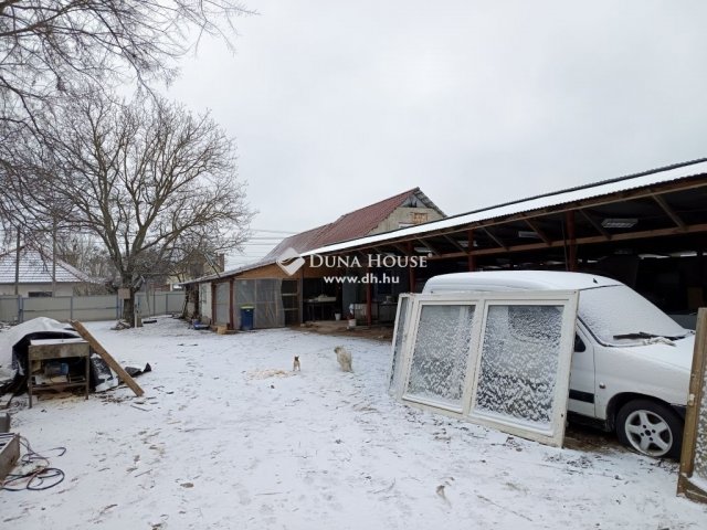 Eladó családi ház, Tápióbicskén 34.99 M Ft, 4 szobás