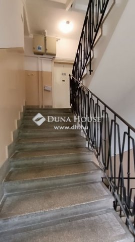 Eladó téglalakás, Budapesten, XXI. kerületben 23 M Ft, 1 szobás