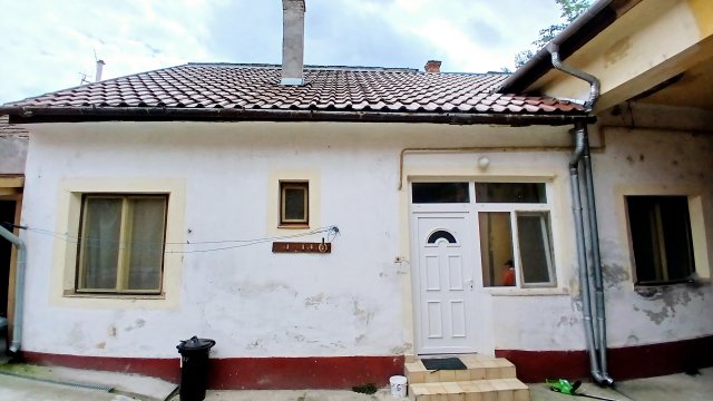 Eladó családi ház, Kecskeméten 44.5 M Ft, 3 szobás