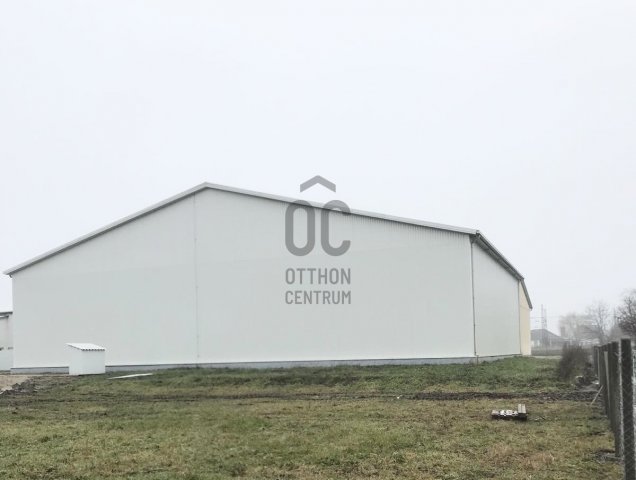 Eladó ipari ingatlan, Tégláson 180 M Ft / költözzbe.hu