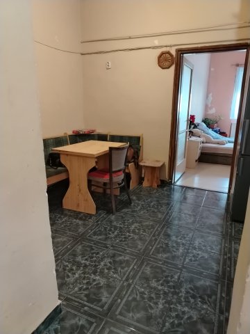 Eladó családi ház, Kaposváron 18.5 M Ft, 2 szobás