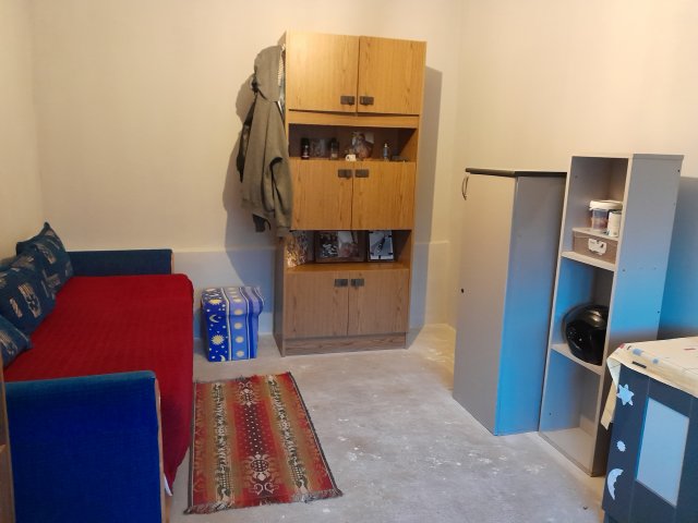 Eladó családi ház, Sárisápon 42 M Ft, 2 szobás