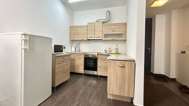 Kiadó téglalakás, albérlet, Debrecenben 340 E Ft / hó, 3 szobás