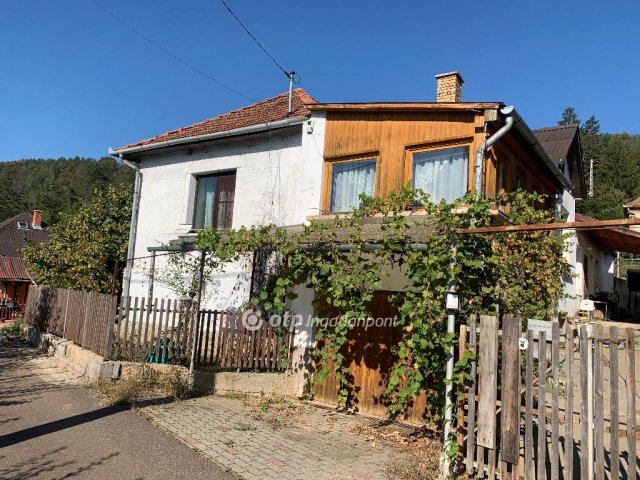 Eladó családi ház, Istenmezején 16.9 M Ft, 3+1 szobás