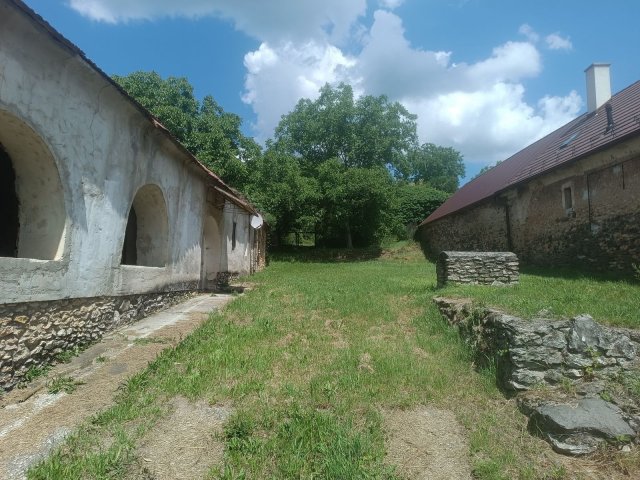 Eladó családi ház, Ajkán, Padragi úton 9.9 M Ft, 2 szobás
